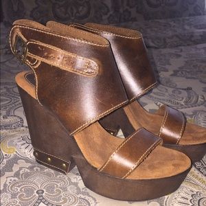 Sbicca brown Platform sandals